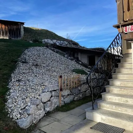 Charmant Duplex De 4p1/2 Dans Un Chalet De 1870