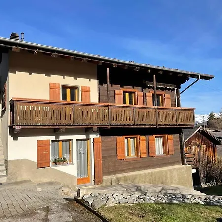 Charmant Duplex De 4p1/2 Dans Un Chalet De 1870 Διαμέρισμα